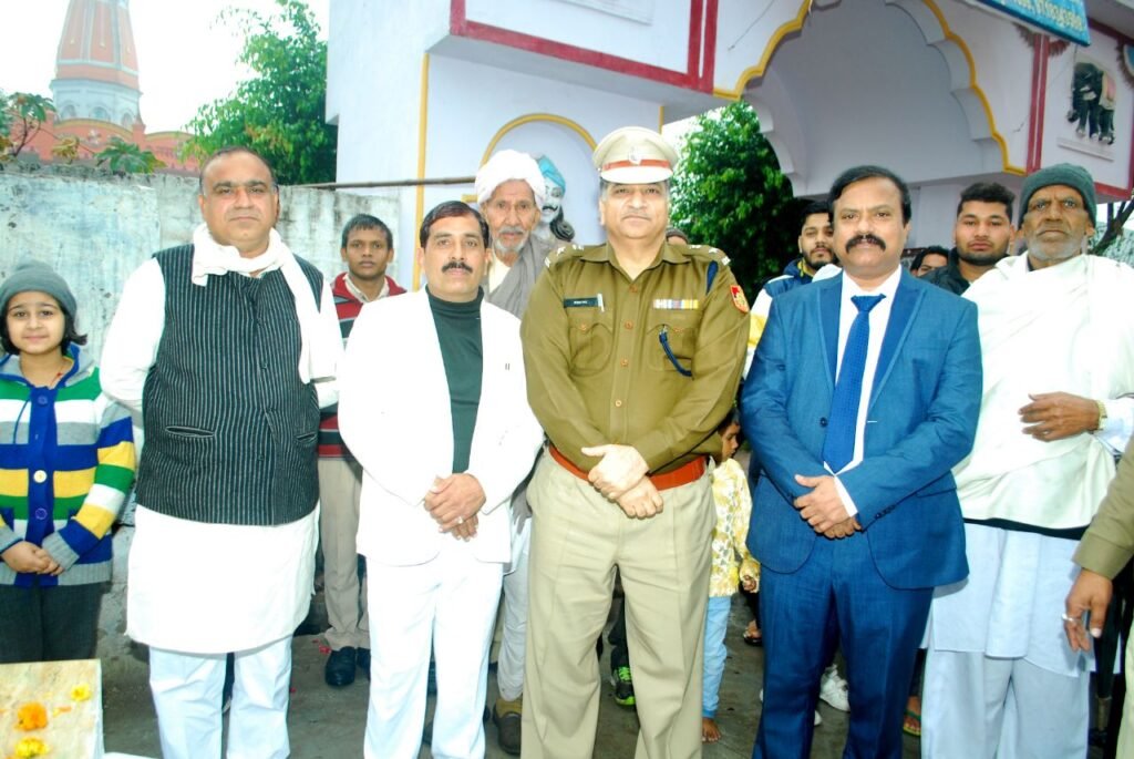 Guests at a felicitation ceremony